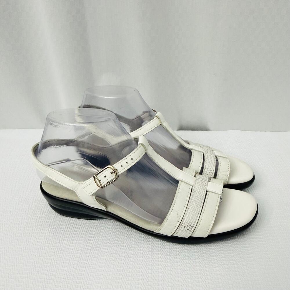SAS Capri T-Strap Sandals Womens Size 8.5 Narrow White Leather Buckle